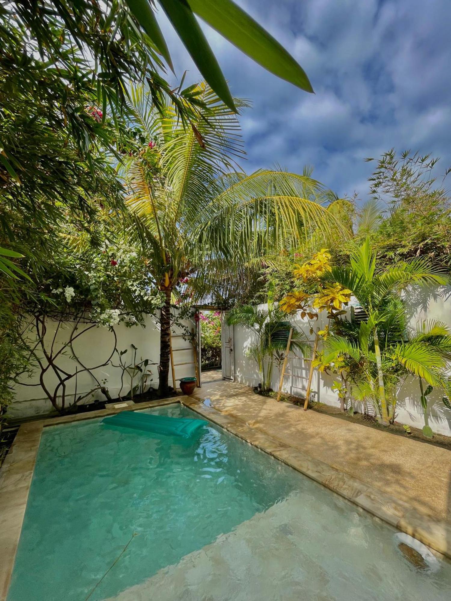 Sea Breeze Villas - Gili Air, Lombok Exteriör bild